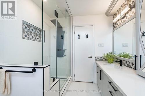 48 Fernbrook Crescent, Brampton, ON - Indoor Photo Showing Bathroom