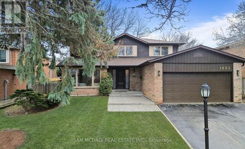 1653 SHERWOOD FORREST CIRCLE  Mississauga, ON L5K 2G8