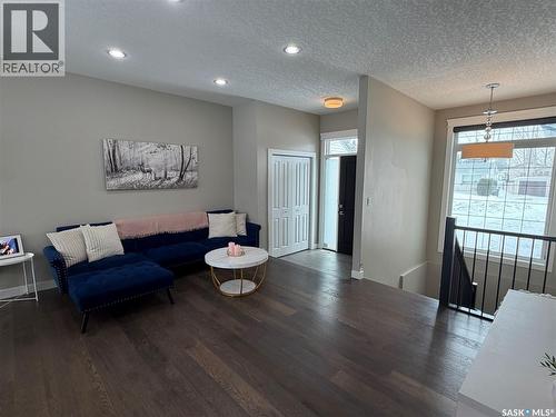 924 11Th Street, Humboldt, SK - Indoor Photo Showing Living Room