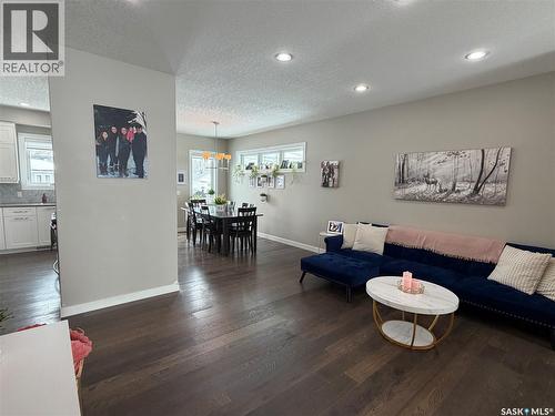 924 11Th Street, Humboldt, SK - Indoor Photo Showing Living Room