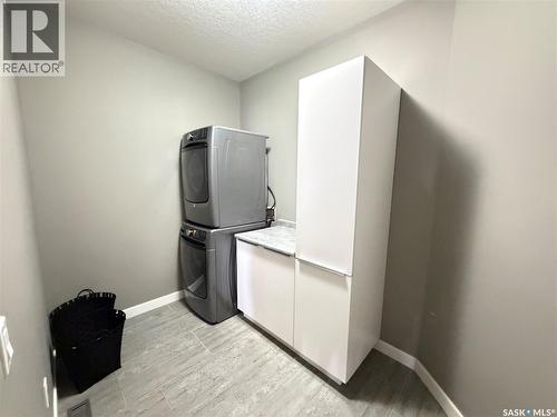 924 11Th Street, Humboldt, SK - Indoor