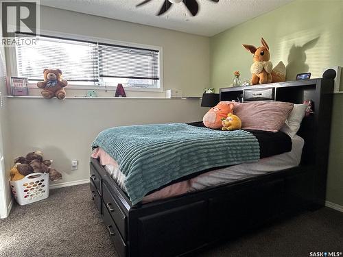 488 Willow Bay, Estevan, SK - Indoor Photo Showing Bedroom
