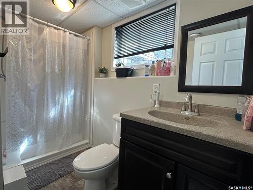 488 Willow Bay, Estevan, SK - Indoor Photo Showing Bathroom