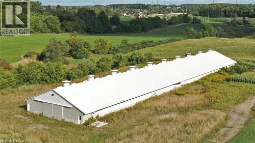Overview of rural landscape featuring a tree filled landscape - 2265 Snyder'S Road E, Kitchener, ON 