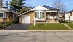 823 QUEENSDALE Avenue E  Hamilton, ON L8V 1M7