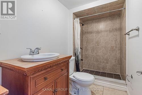 Semi-Ensuite - Main - 77 Ecclestone Drive, Brampton, ON - Indoor Photo Showing Bathroom