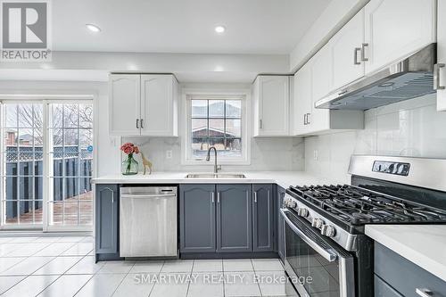 36 Native Landing, Brampton, ON - Indoor Photo Showing Kitchen With Double Sink With Upgraded Kitchen