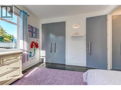 3961 Beachview Drive E, West Kelowna, BC - Indoor Photo Showing Other Room