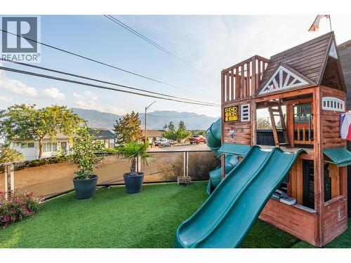 3961 Beachview Drive E, West Kelowna, BC - Outdoor