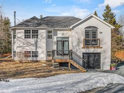 65 Beamish Road East Uniacke, NS B0N 1Z0
