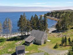 569 Long Cove Road Port Medway, NS B0J 2T0