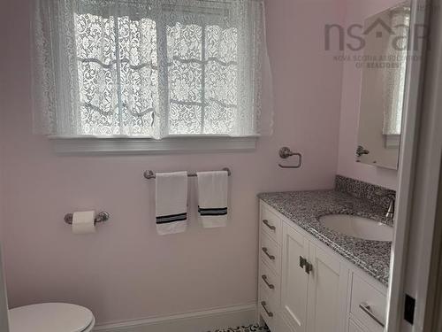590 Gilberts Lane, Maplewood, NS 