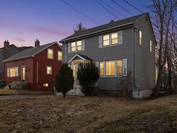 3486 St Andrews Avenue  Halifax, NS B3L 3Y1