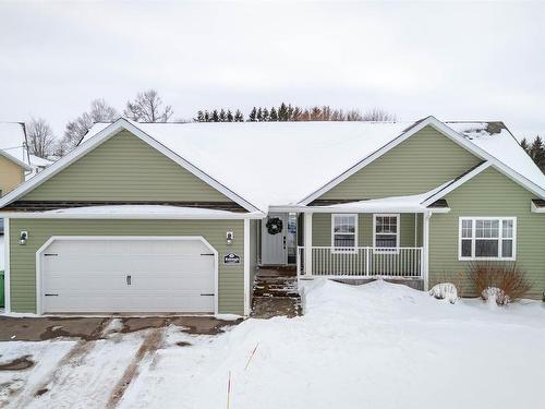 19 Kehough Court  Cornwall, PE C0A 1H5