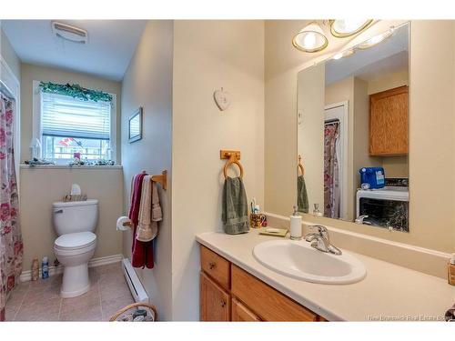 2 Aurora Blvd, Quispamsis, NB 