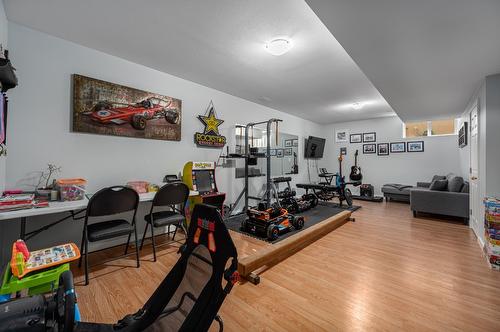 2007 Saddleback Drive, Kamloops, BC - Indoor Photo Showing Gym Room