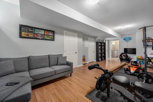 2007 Saddleback Drive, Kamloops, BC - Indoor