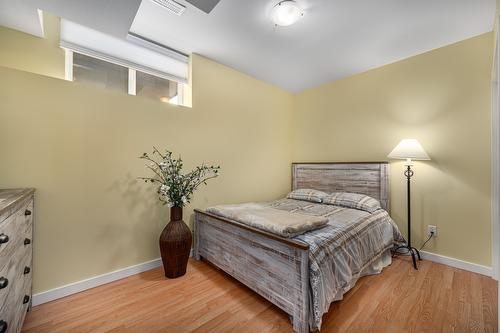 2007 Saddleback Drive, Kamloops, BC - Indoor Photo Showing Bedroom