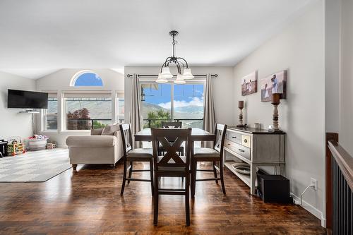 2007 Saddleback Drive, Kamloops, BC - Indoor Photo Showing Dining Room