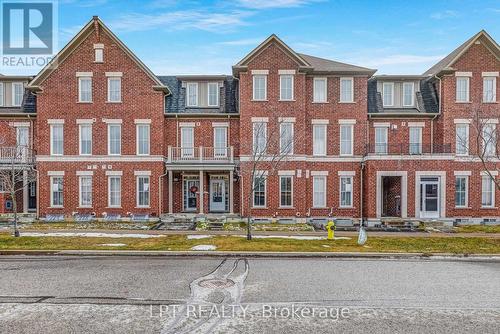 19 EARNSHAW DRIVE  Markham, ON L6C 0E4