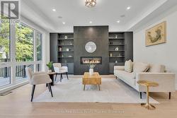 25 CRONIN DRIVE Toronto, ON M9B 4T7