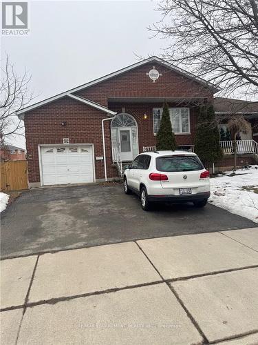 92 BLENHEIM DRIVE  Hamilton, ON L8E 1W5