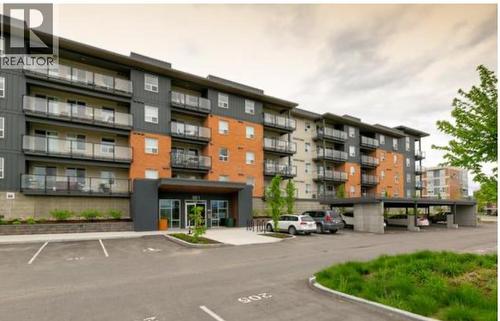 883 Academy Way Unit# PH12  Kelowna, BC V1V 0A3