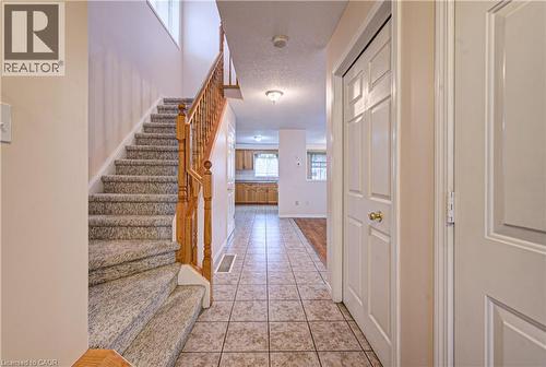 93 Edgemere Drive, Cambridge, ON - Indoor Photo Showing Other Room