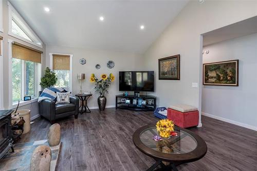 8 Billy Goat Dr, Alexander, MB 