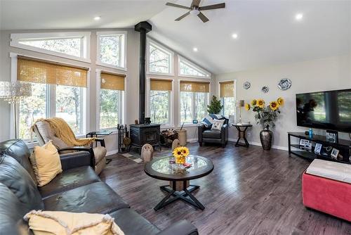 8 Billy Goat Dr, Alexander, MB 