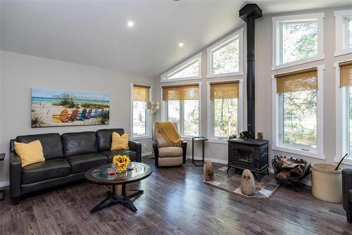 8 Billy Goat Dr, Alexander, MB 