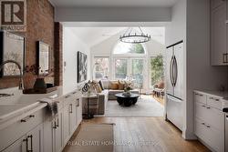 31 RIVERDALE AVENUE Toronto, ON M4K 1C2