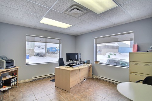 Bureau - Rdc-1235 3E Avenue, Val-D'Or, QC - Indoor Photo Showing Office