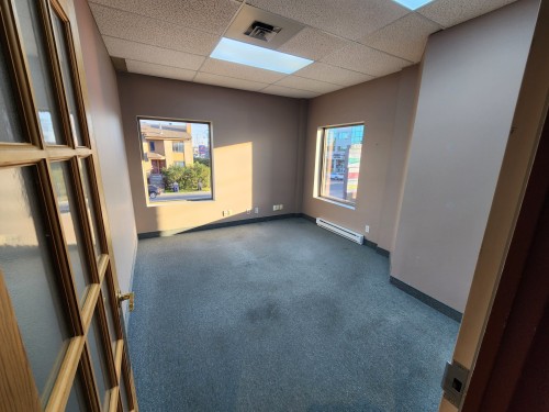 Office - 205-4707 Boul. Des Laurentides, Laval (Auteuil), QC - Indoor Photo Showing Other Room