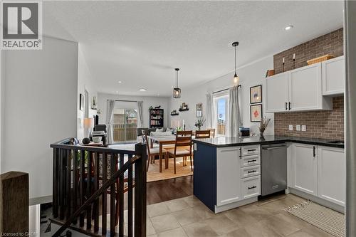 292 Keystone Crescent, Hamilton, ON - Indoor