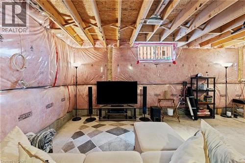 292 Keystone Crescent, Hamilton, ON - Indoor Photo Showing Basement
