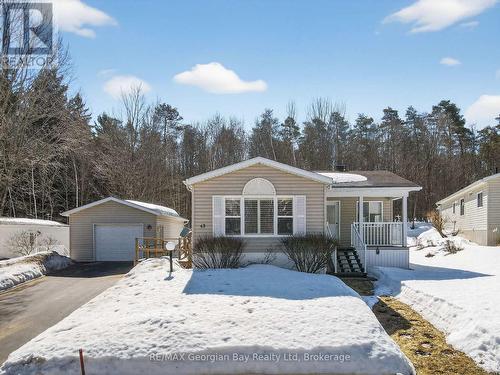 43 HIGHLAND AVE - 5411 ELLIOTT SIDE ROAD  Tay, ON L4R 4K3