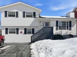25 Jaqueline Avenue Clarenville, NL A5A 1J3