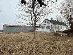 400 Hamilton Road  Dunblane, PE C0B 1V0