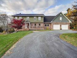 18 Mahar Drive Shad Bay, NS B3T 2B6