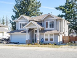 754 Southland Way Nanaimo, BC V9R 6P4