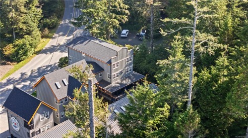19-1002 Peninsula Rd, Ucluelet, BC - Outdoor With View