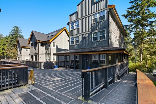 19-1002 Peninsula Rd, Ucluelet, BC - Outdoor