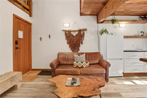19-1002 Peninsula Rd, Ucluelet, BC - Indoor Photo Showing Other Room
