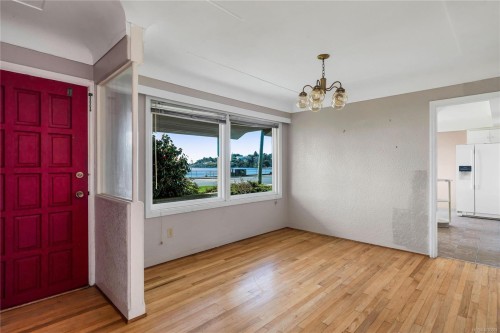 406 Beach Dr, Oak Bay, BC 