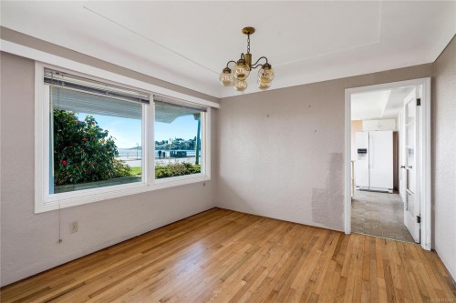 406 Beach Dr, Oak Bay, BC 
