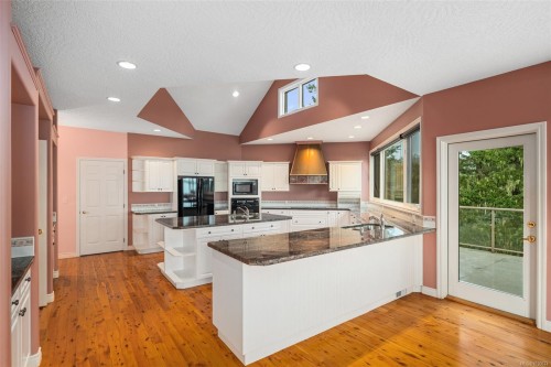 558 Wilderness Pl, Sooke, BC 