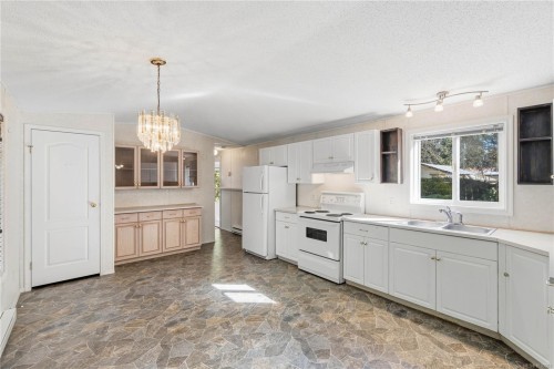 850 Carson Rd, Qualicum Beach, BC 