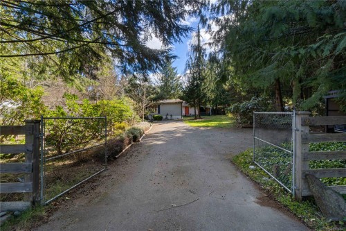 850 Carson Rd, Qualicum Beach, BC 