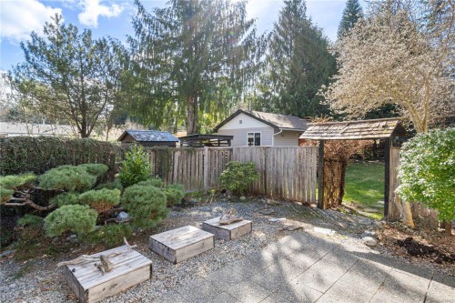 850 Carson Rd, Qualicum Beach, BC 